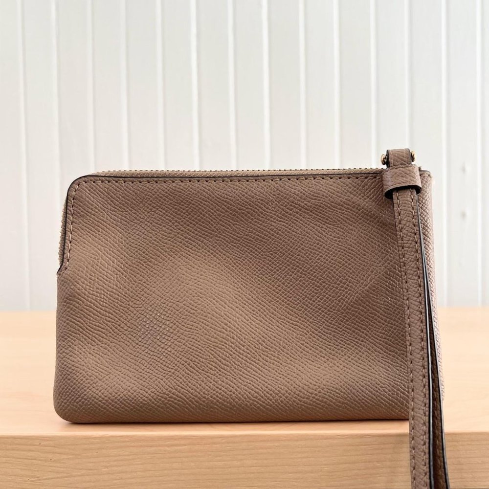 Authentic Vintage Coach Leather Corner Zip Wristlet Wallet Bag - Picture 2 of 4